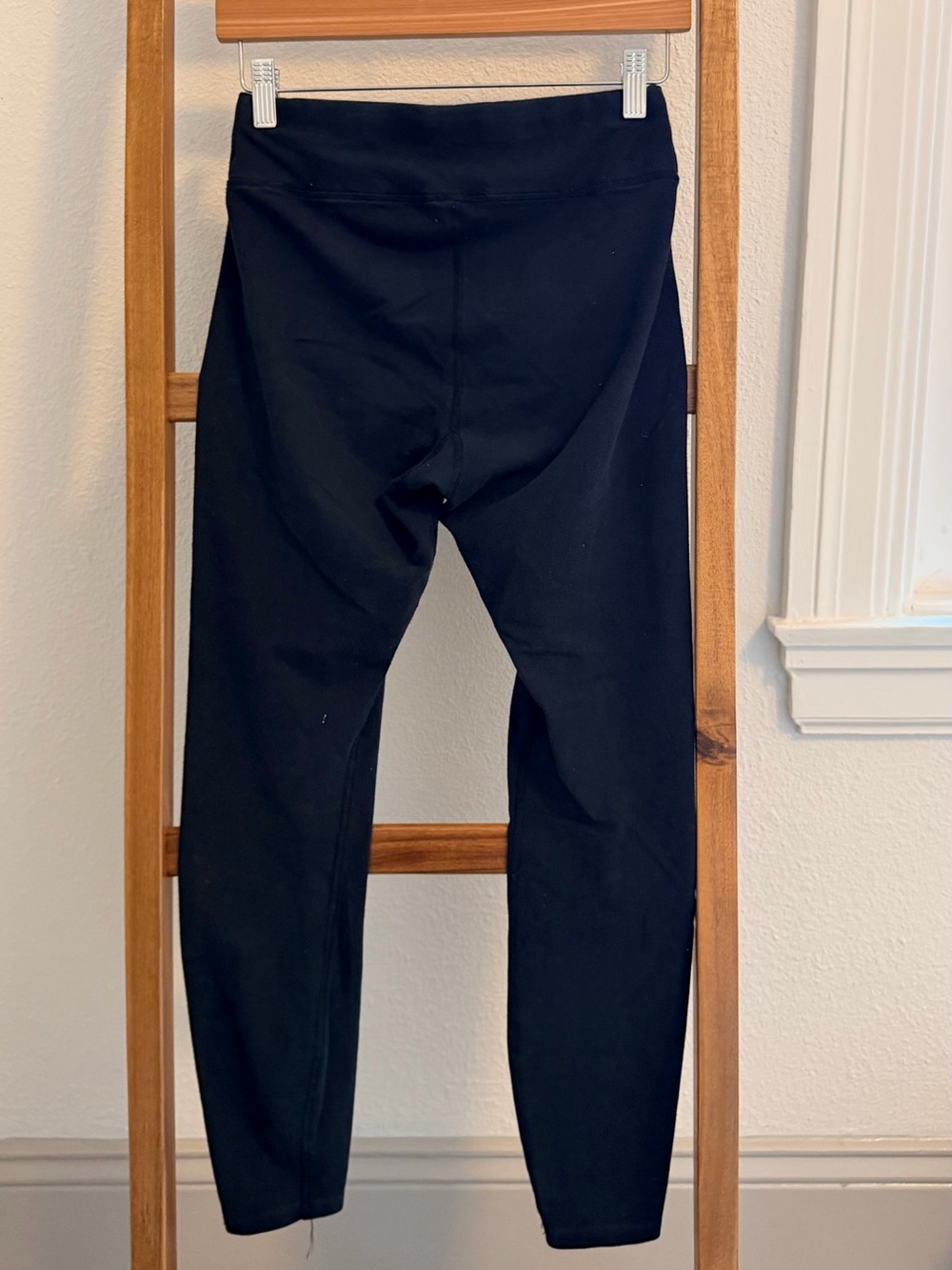 Organic On The Go-To Legging - Picture 3 of 4